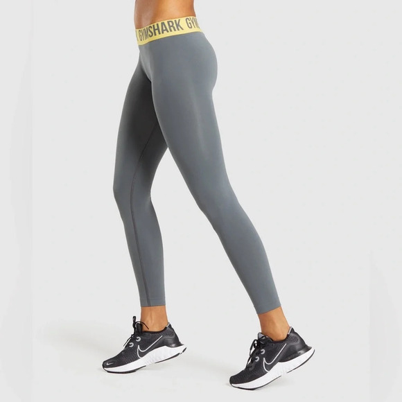Gym Shark Fit Seamless Leggings - Grey w Black Waist Band -  Size Medium - Picture 3 of 11